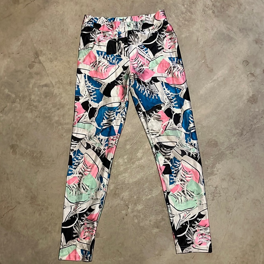 Justice Vintage Girls Spandex Leggings with colorful sneakers Sz 12